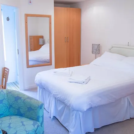 מלון Hideaway At Thornleigh 3*