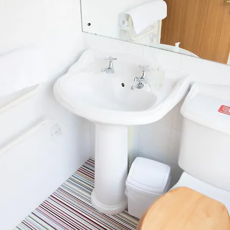 מלון Hideaway At Thornleigh 3*